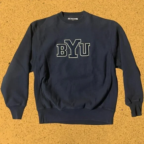 BYU Cougars rare Reverse Weave CHAMPION Sweatshirt college NCAA Brigham Young M - Picture 2 of 6